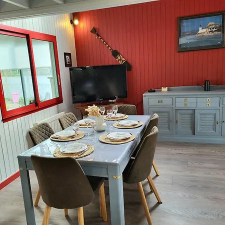 Maison De Bord De Pirou