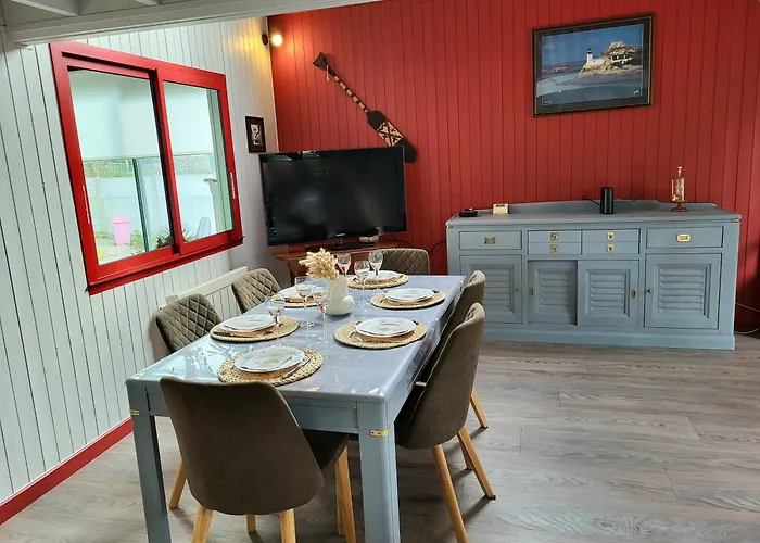 Holiday home Maison De Bord De *